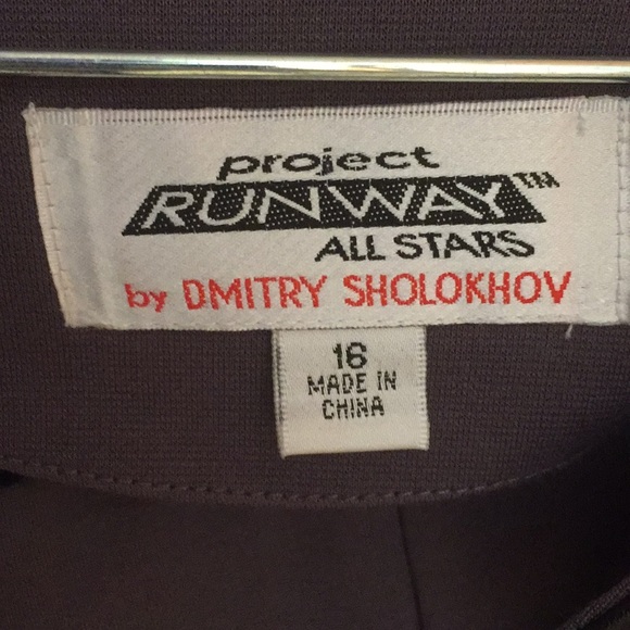 RUNWAY ALL STARS. Skirt Suit Set. - Picture 3 of 5